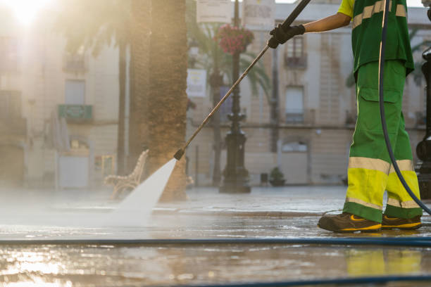 Why Choose Our Certified Pressure Washing Experts for Your Project Needs in Winter Park, FL?